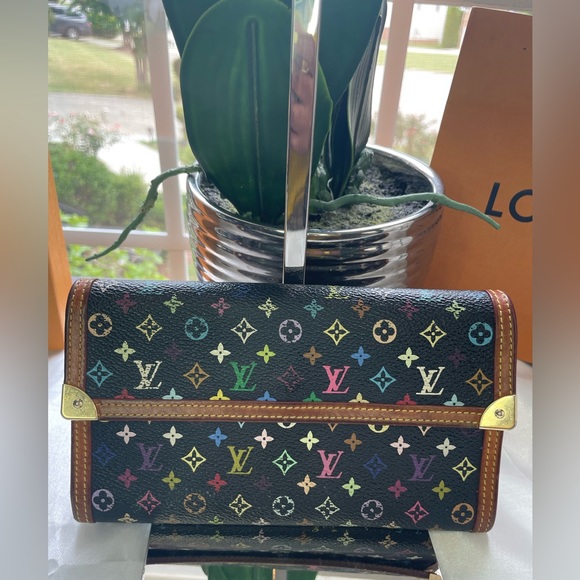 Louis Vuitton Tekashi Murakami Black International Wallet - Picture 2 of 8